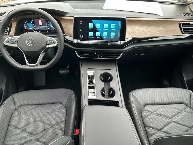 2026 Volkswagen Atlas SE