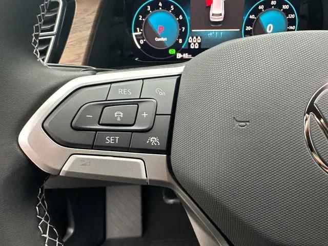 2026 Volkswagen Atlas SE