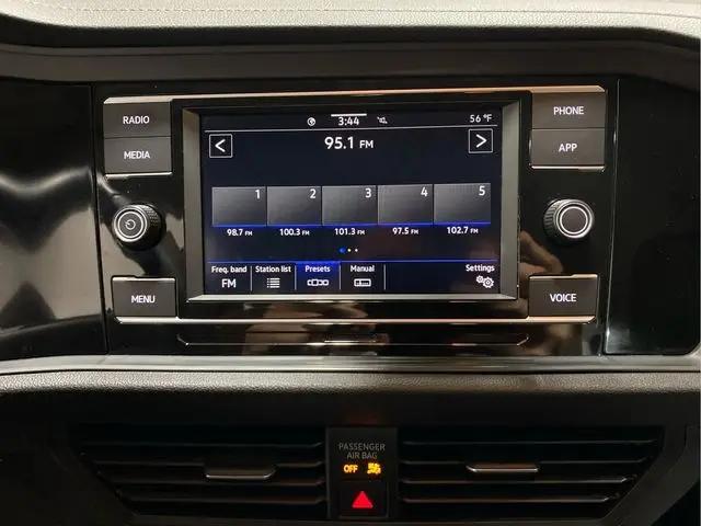 2022 Volkswagen Jetta 1.5T SE
