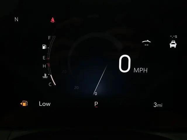 2026 Buick NV Avenir FWD