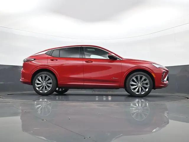 2026 Buick NV Avenir FWD