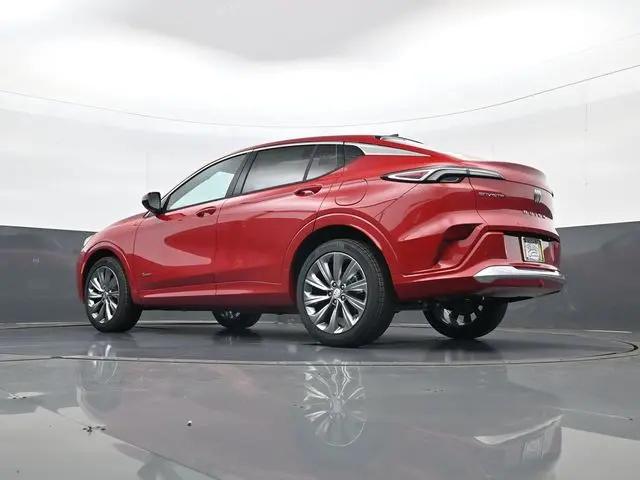 2026 Buick NV Avenir FWD