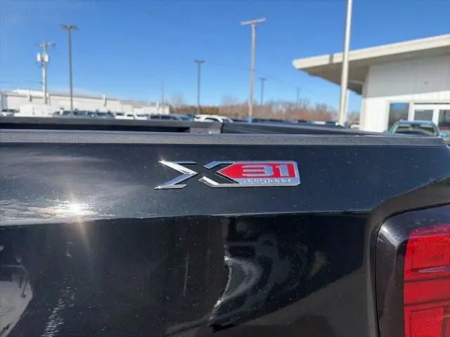 2026 GMC Sierra 1500 Crew Cab, Short Bed, SLE, 4WD