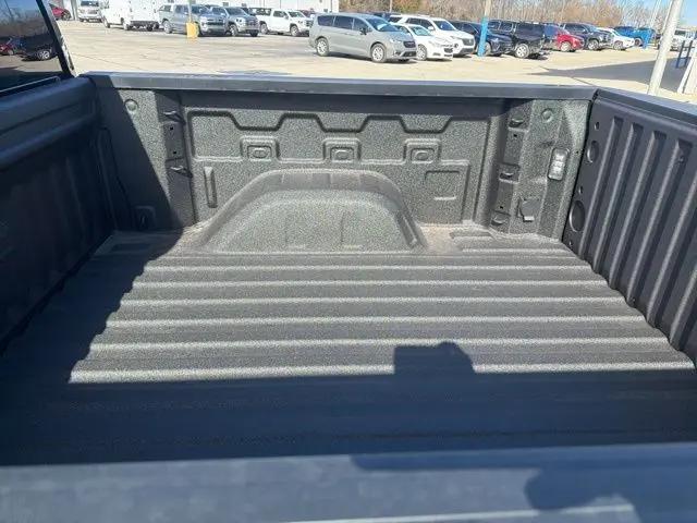 2026 GMC Sierra 1500 Crew Cab, Short Bed, SLE, 4WD