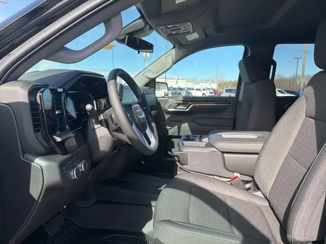 2026 GMC Sierra 1500 Crew Cab, Short Bed, SLE, 4WD