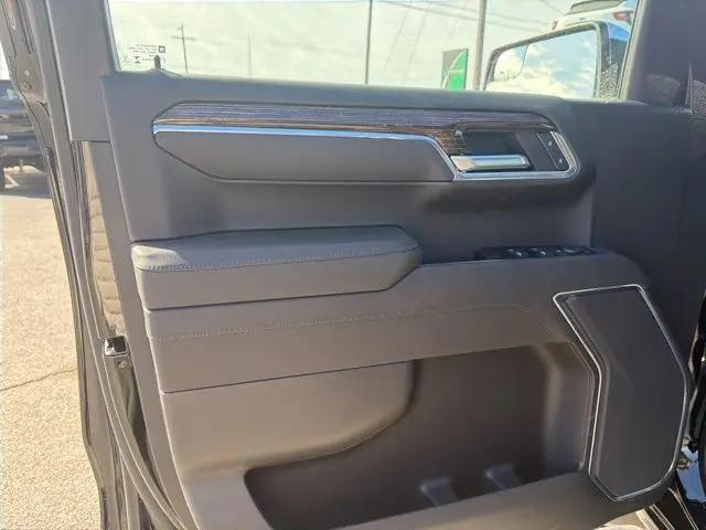2026 GMC Sierra 1500 Crew Cab, Short Bed, SLE, 4WD