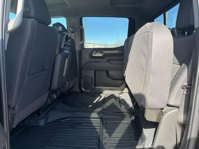 2026 GMC Sierra 1500 Crew Cab, Short Bed, SLE, 4WD