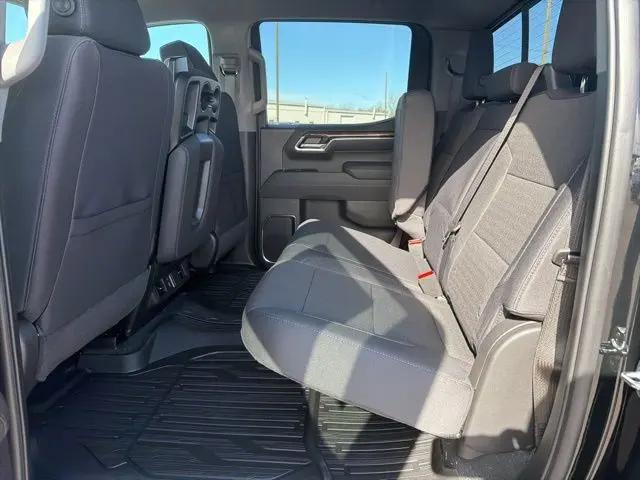 2026 GMC Sierra 1500 Crew Cab, Short Bed, SLE, 4WD