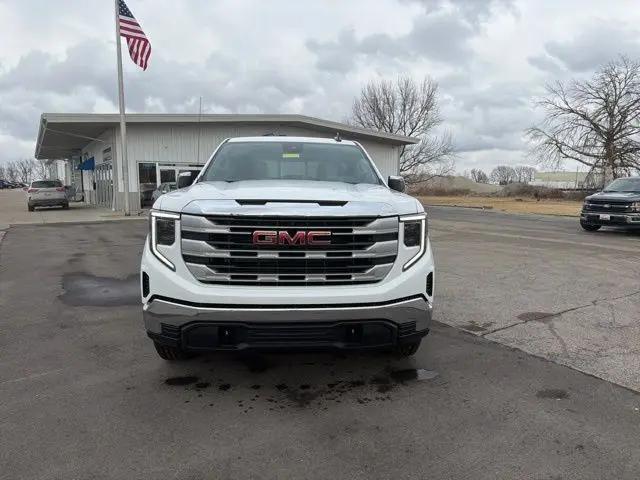 2026 GMC Sierra 1500 Crew Cab, Short Bed, SLE, 4WD