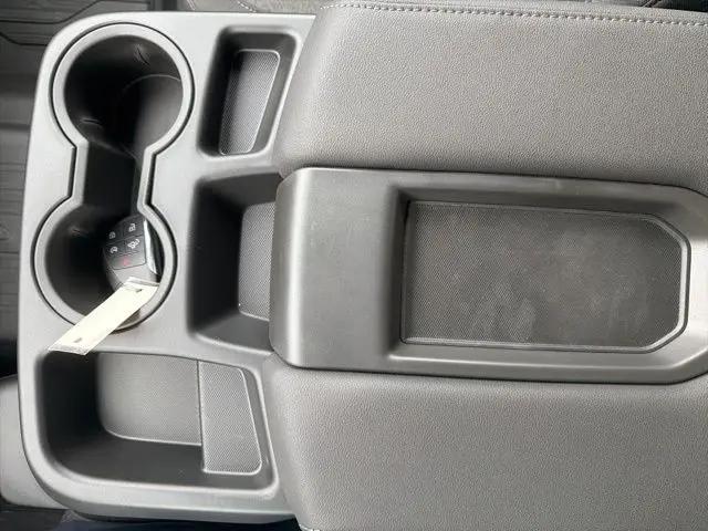 2026 GMC Sierra 1500 Crew Cab, Short Bed, SLE, 4WD