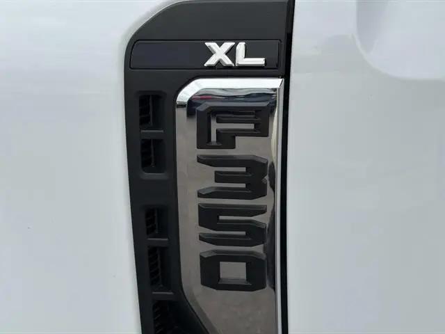 2023 Ford F-350 XL