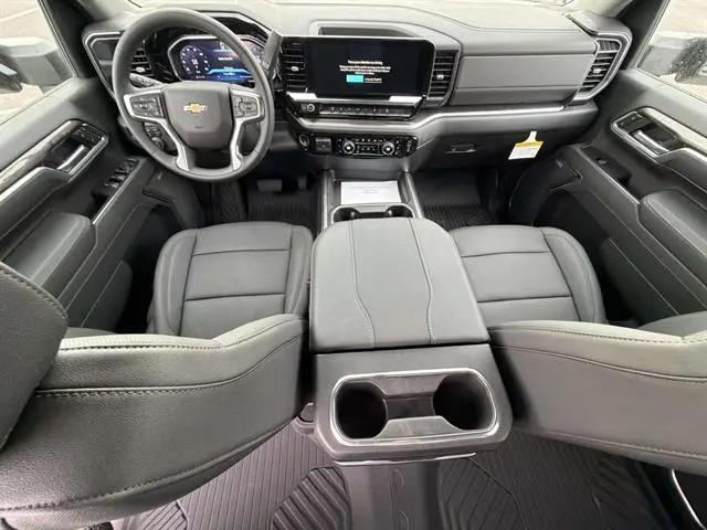 2026 Chevrolet Silverado 2500HD Crew Cab, Standard Bed, LTZ, 4WD