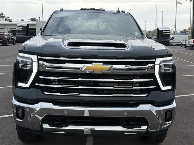2026 Chevrolet Silverado 2500HD Crew Cab, Standard Bed, LTZ, 4WD