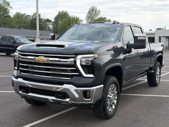 2026 Chevrolet Silverado 2500HD Crew Cab, Standard Bed, LTZ, 4WD