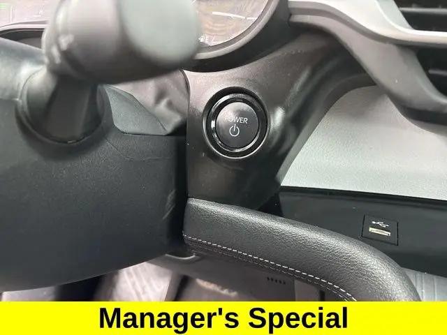 2025 Toyota Sienna LE