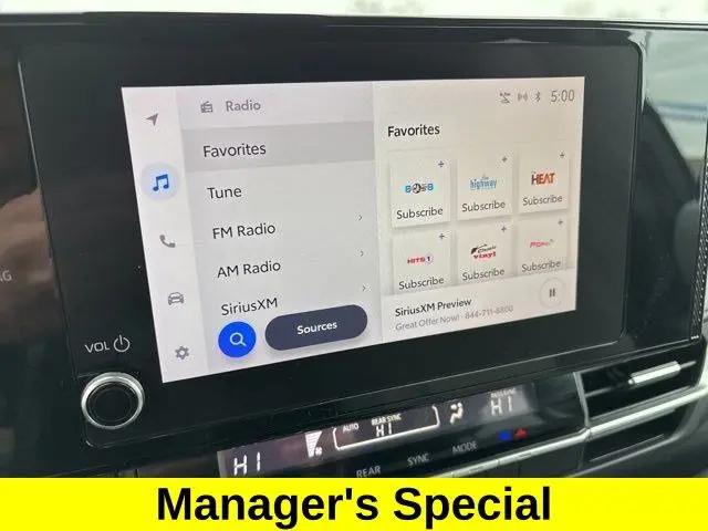2025 Toyota Sienna LE