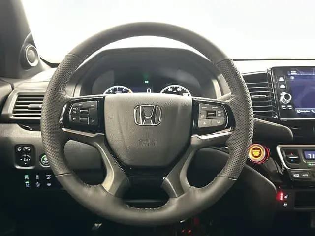 2026 Honda Ridgeline Black Edition Two-Tone