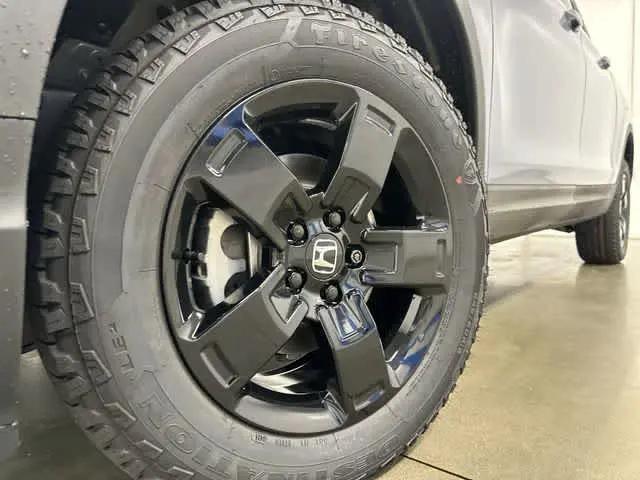 2026 Honda Ridgeline Black Edition Two-Tone