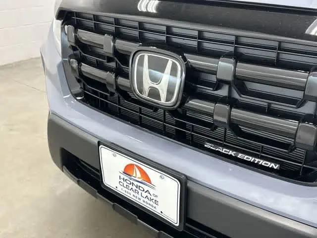 2026 Honda Ridgeline Black Edition Two-Tone