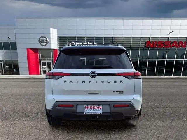 2026 Nissan Pathfinder Platinum