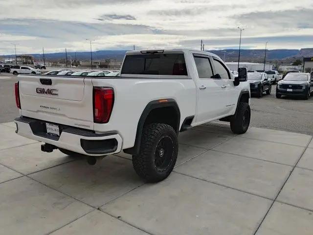 2023 GMC Sierra 2500HD 4WD Crew Cab Standard Bed Denali