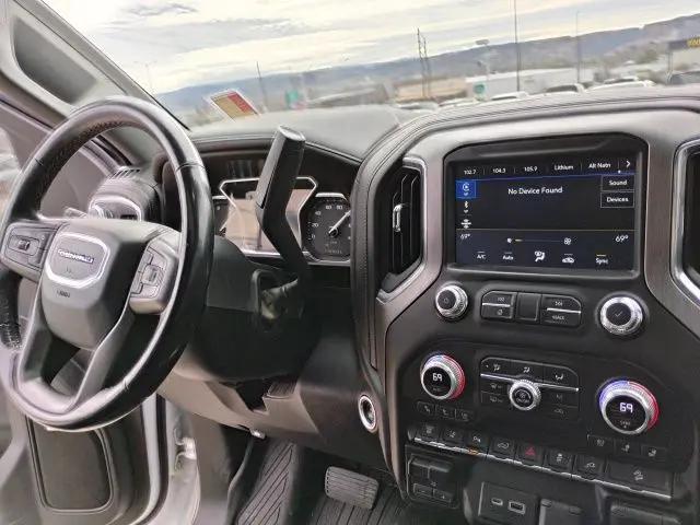 2023 GMC Sierra 2500HD 4WD Crew Cab Standard Bed Denali
