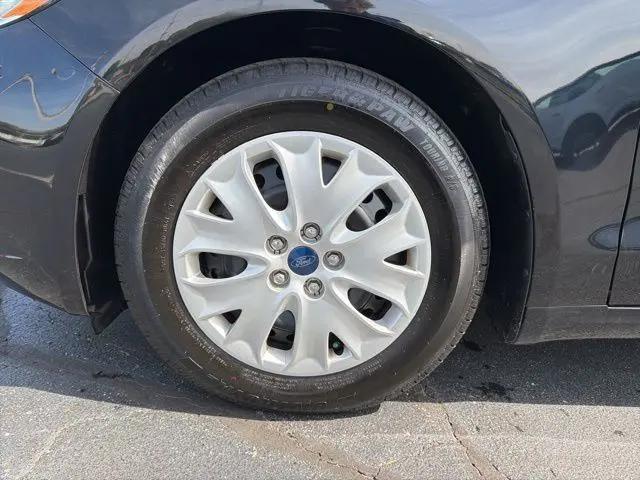 2019 Ford Fusion S