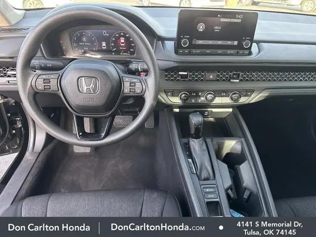 2025 Honda Accord Sedan SE