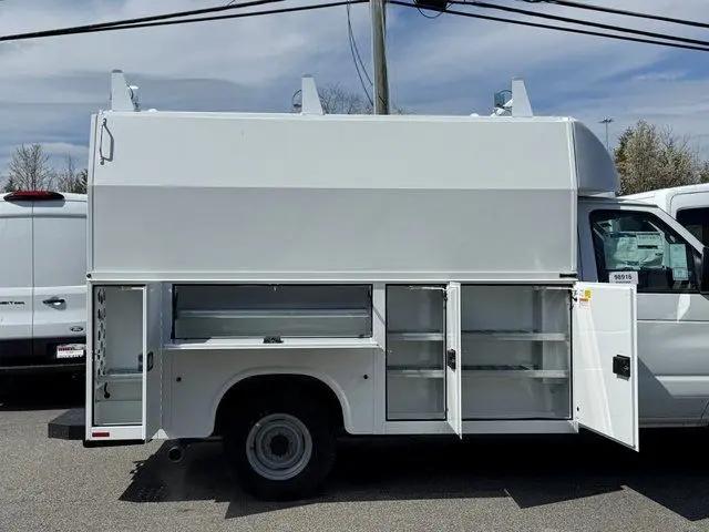 2026 Ford E-350 Cutaway E-Series Cutaway