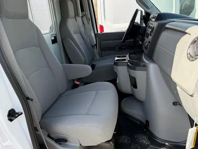 2026 Ford E-350 Cutaway E-Series Cutaway
