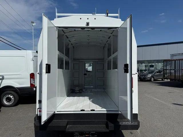 2026 Ford E-350 Cutaway E-Series Cutaway