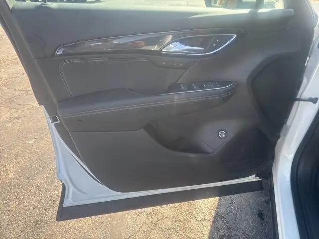 2023 Buick Envision Essence AWD