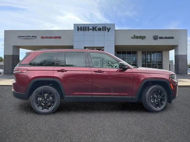 2026 Jeep Grand Cherokee Altitude 4x4