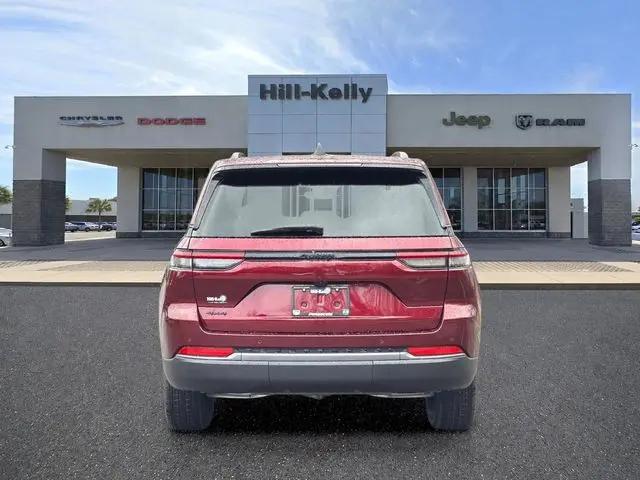 2026 Jeep Grand Cherokee Altitude 4x4