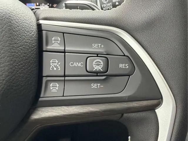2026 Jeep Grand Cherokee Altitude 4x4