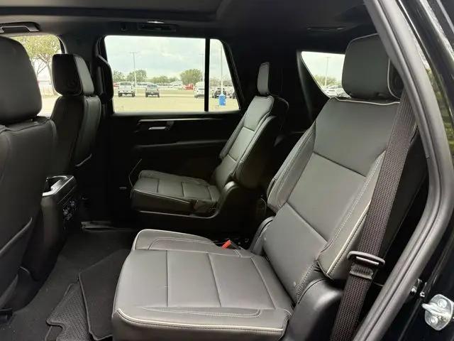 2026 Chevrolet Tahoe 4WD Premier