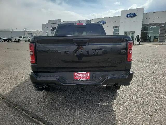 2026 Ram 1500 Express Crew Cab 4x4 57 Box