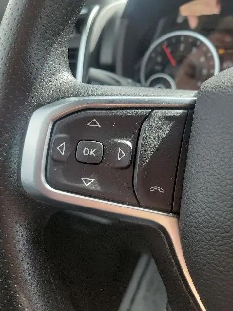 2026 Ram 1500 Express Crew Cab 4x4 57 Box