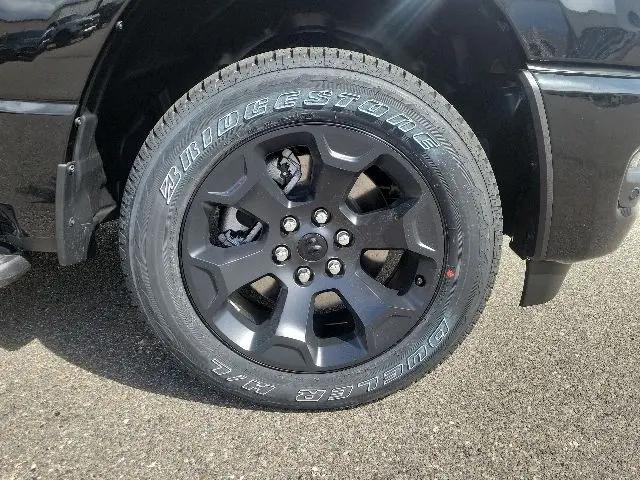 2026 Ram 1500 Express Crew Cab 4x4 57 Box