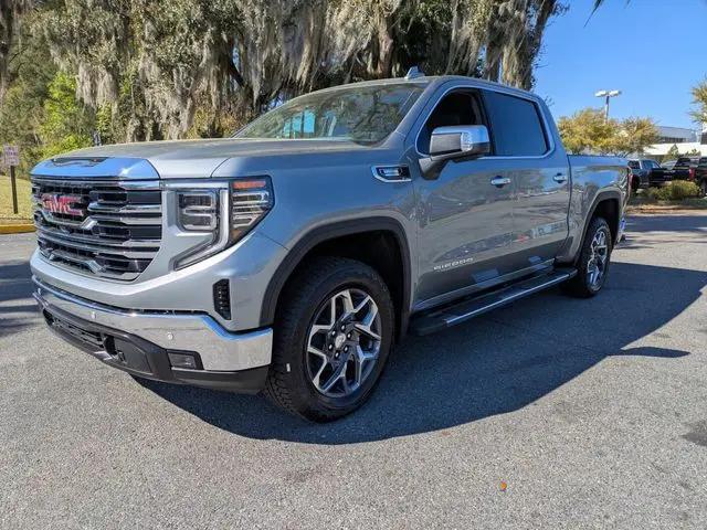 2026 GMC Sierra 1500 Crew Cab, Short Bed, SLT, 4WD
