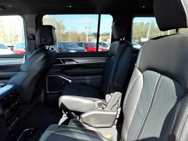 2026 Jeep Grand Wagoneer 4x4