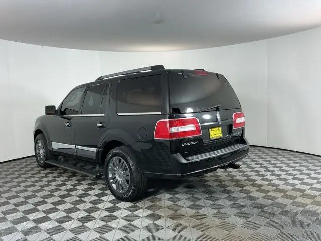 2011 Lincoln Navigator Standard