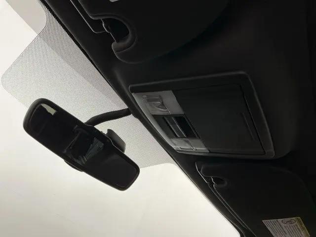 2011 Lincoln Navigator Standard
