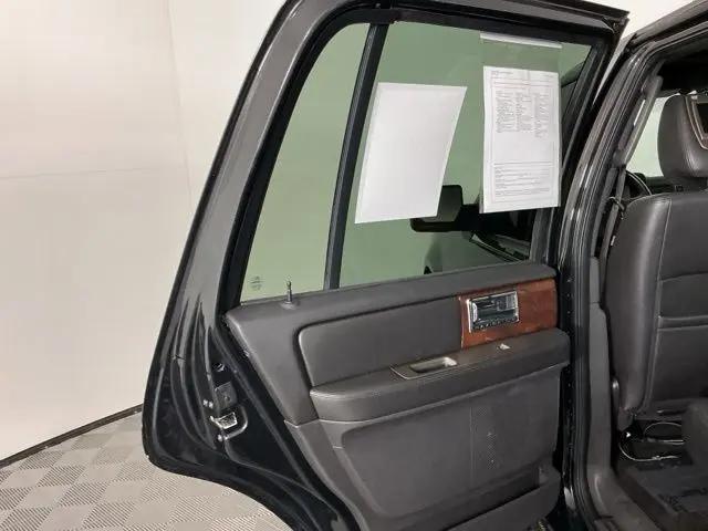 2011 Lincoln Navigator Standard