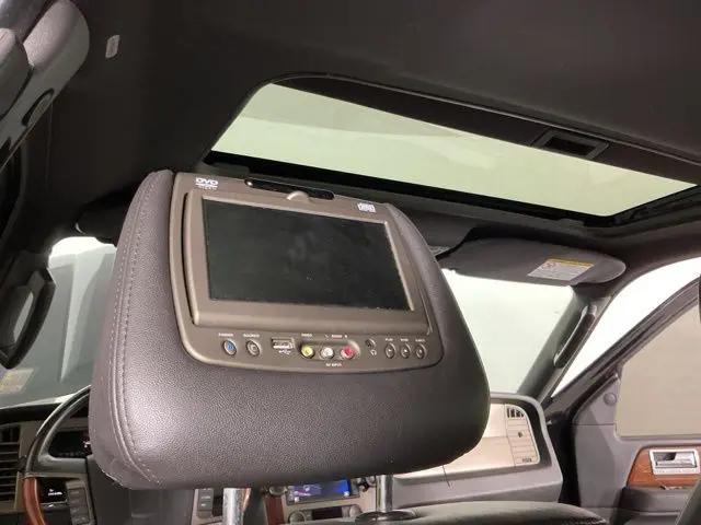 2011 Lincoln Navigator Standard