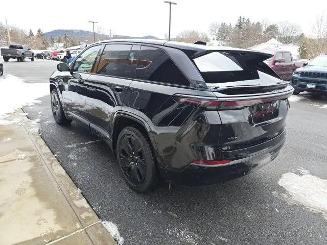 2025 Jeep Wagoneer Launch Edition