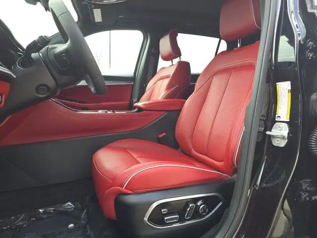 2025 Jeep Wagoneer Launch Edition