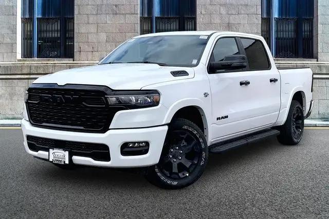 2026 Ram 1500 Big Horn Crew Cab 4x4 57 Box
