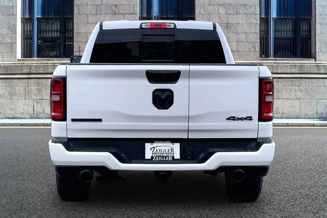2026 Ram 1500 Big Horn Crew Cab 4x4 57 Box
