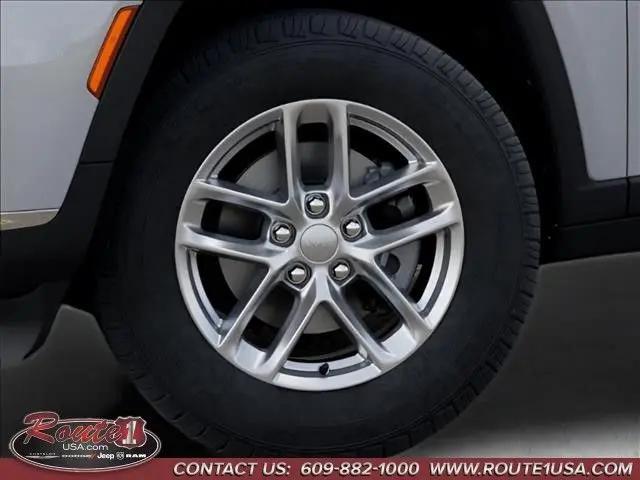 2026 Jeep Grand Cherokee L Laredo 4x4